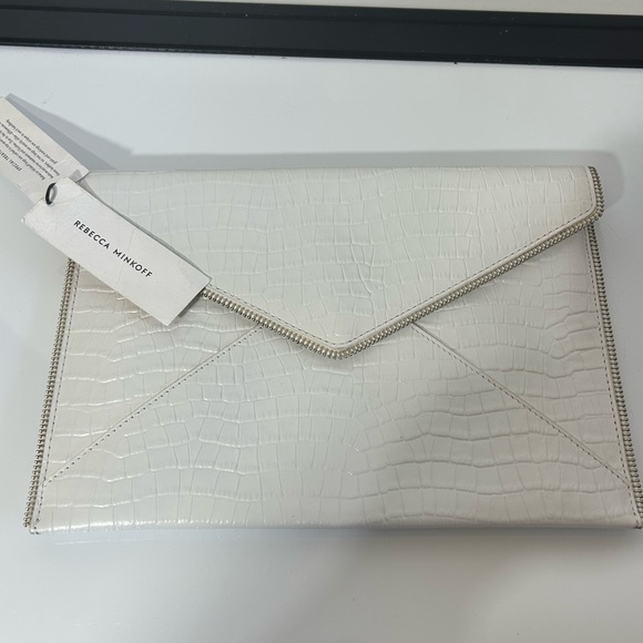 NWT LEO CLUTCH OPTIC WHITE REBECCA MINKOFF WITH DUST BAG - Picture 3 of 11